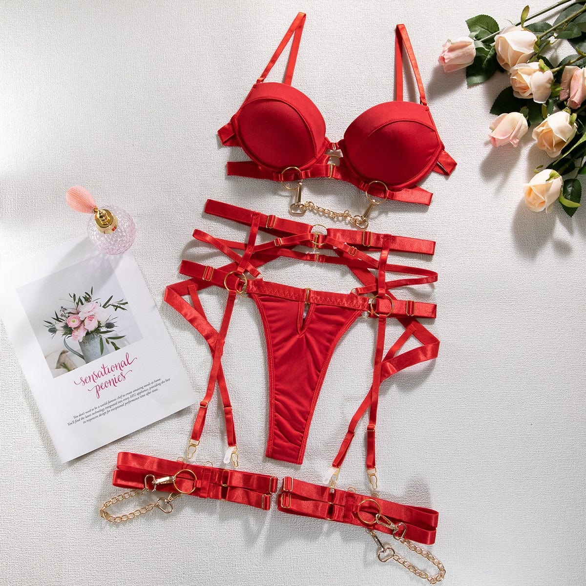 Kinky Cloth round padded red / S 3-Piece Padded Chain Lingerie Set