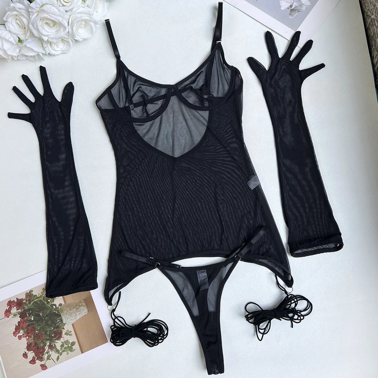 Kinky Cloth black / S 4-Piece Sheer Backless Lingerie Set