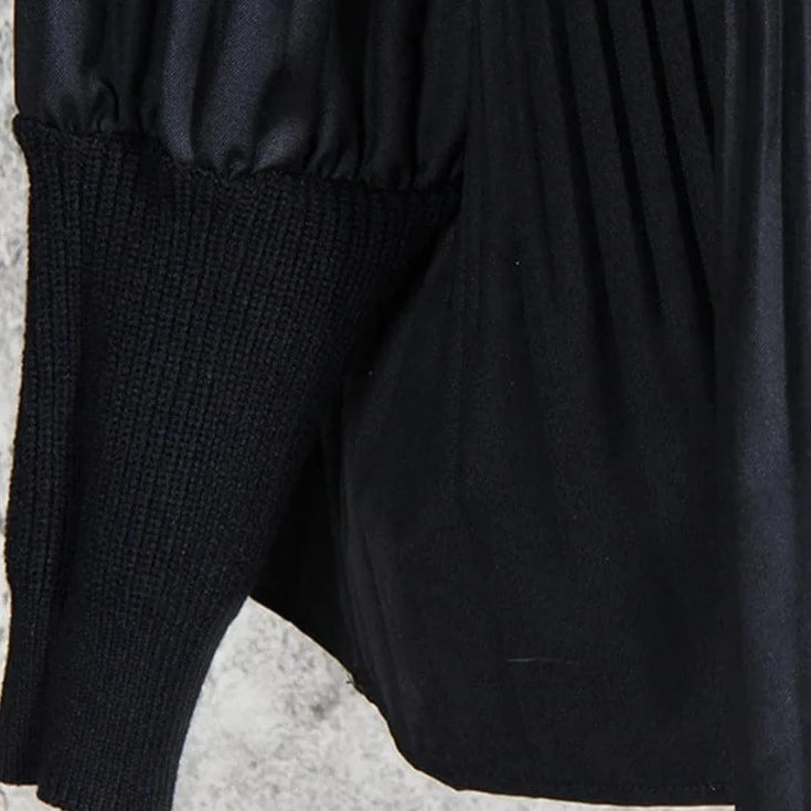 Kinky Cloth Black / One Size Black Pleated Knit Turtleneck Sweater
