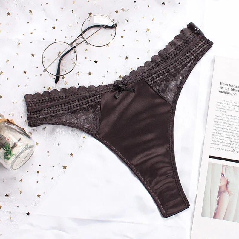 Kinky Cloth Black / S Seamless Lace Thong Panties
