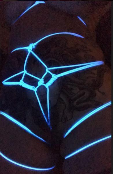 Kinky Cloth Accessories Blacklight Glow In The Dark Bondage Shibari UV Paracord Rope