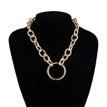 Kinky Cloth Gold Chunky Chain Circle Pendant Necklace
