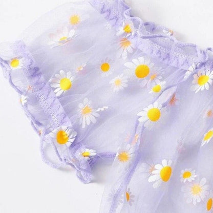 Kinky Cloth Daisy Embroidery Lingerie Set