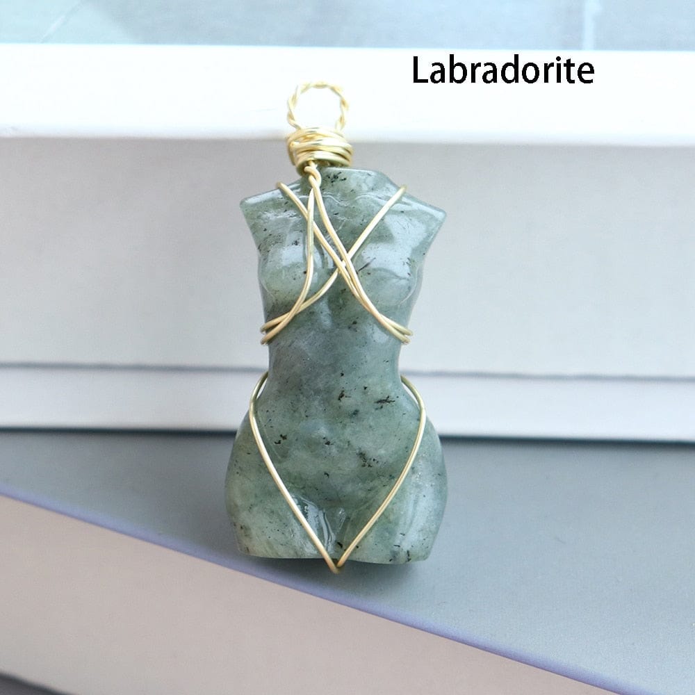 Kinky Cloth labradorite Feminine Body Crystal Pendant Necklace