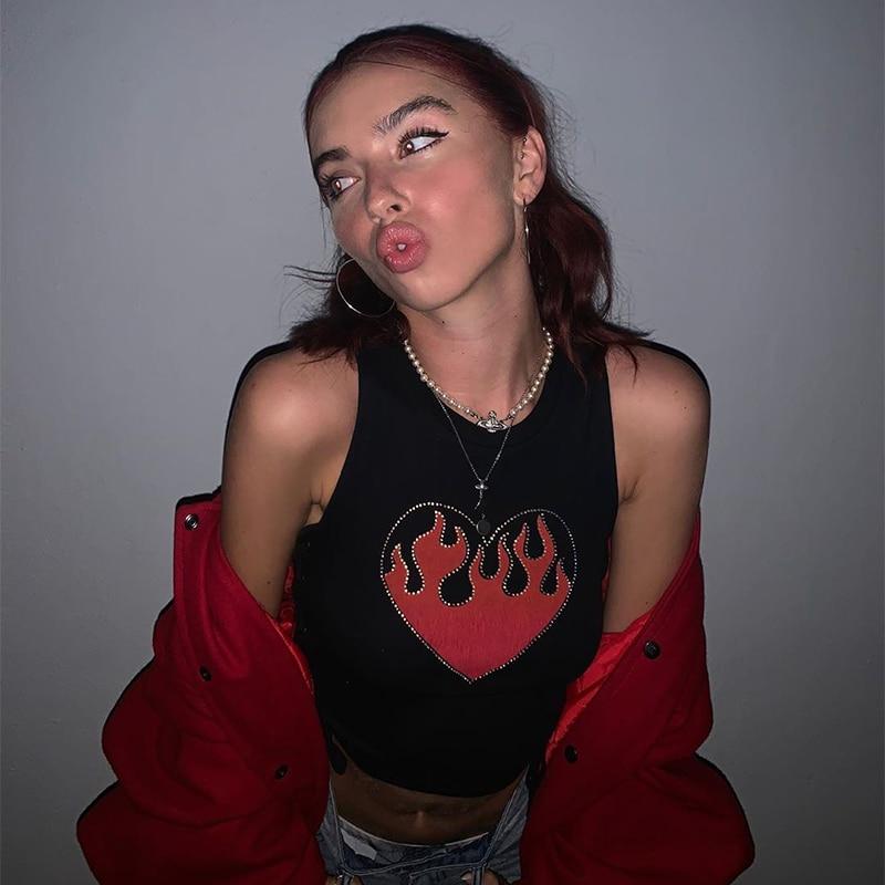 Kinky Cloth 200000790 Flaming Heart Side Lace Crop Top
