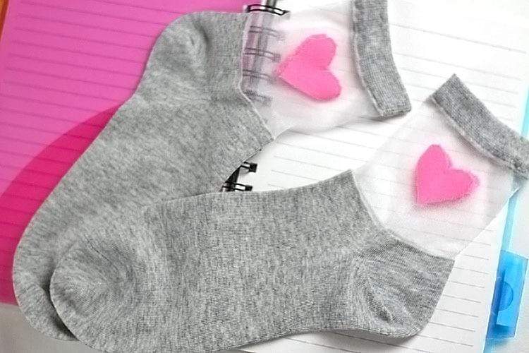 Kinky Cloth 200000866 Gray Heart Ankle Socks Transparent