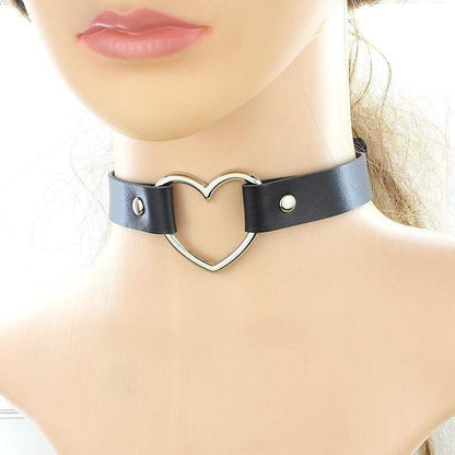 Kinky Cloth Necklace Heart Leather Choker