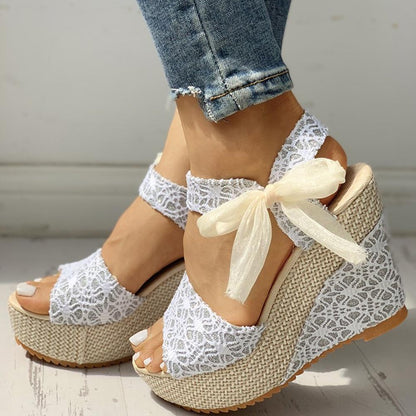 Kinky Cloth Lace Floral Wedge Sandals