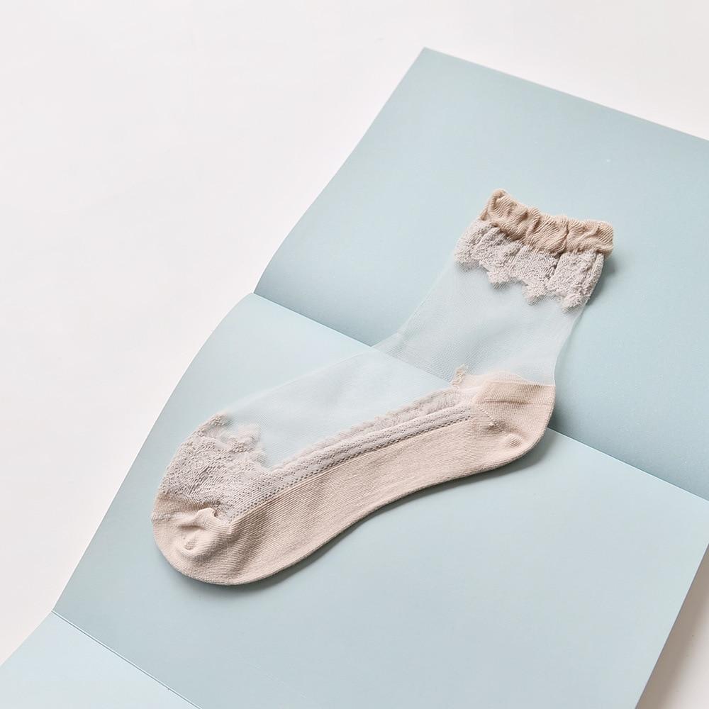 Kinky Cloth 200000866 Khaki Lace Ruffle Sheer Socks
