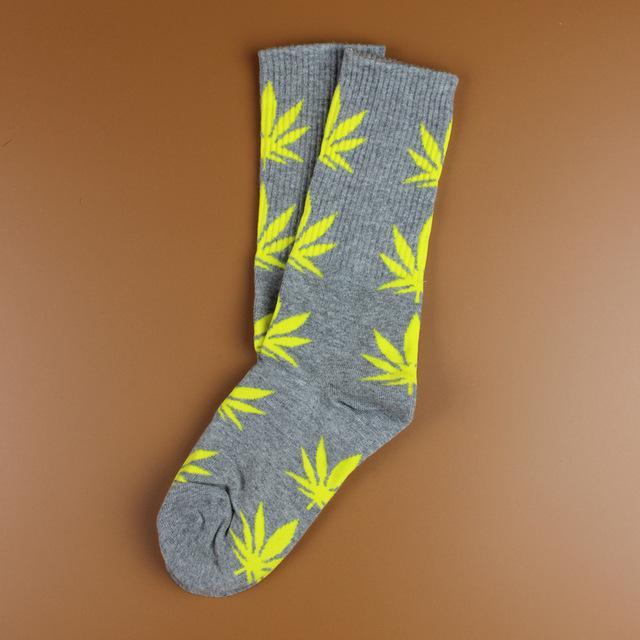 Kinky Cloth 33 Marijuana Leaf Ankle Socks