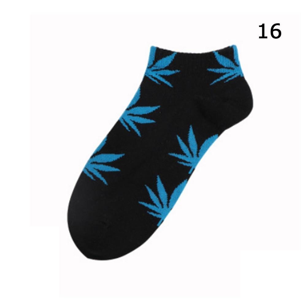 Kinky Cloth Socks 16 Marijuana Leaf Short Socks