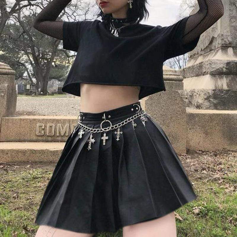 Kinky Cloth 349 Metal Ring Pleated Leather Skirt