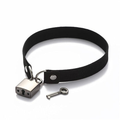 Kinky Cloth 200000162 Black - Black lock Metallic Padlock Collar Choker
