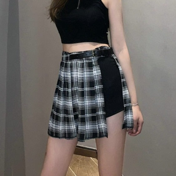 Kinky Cloth Pleated Side Button Mini Skirt