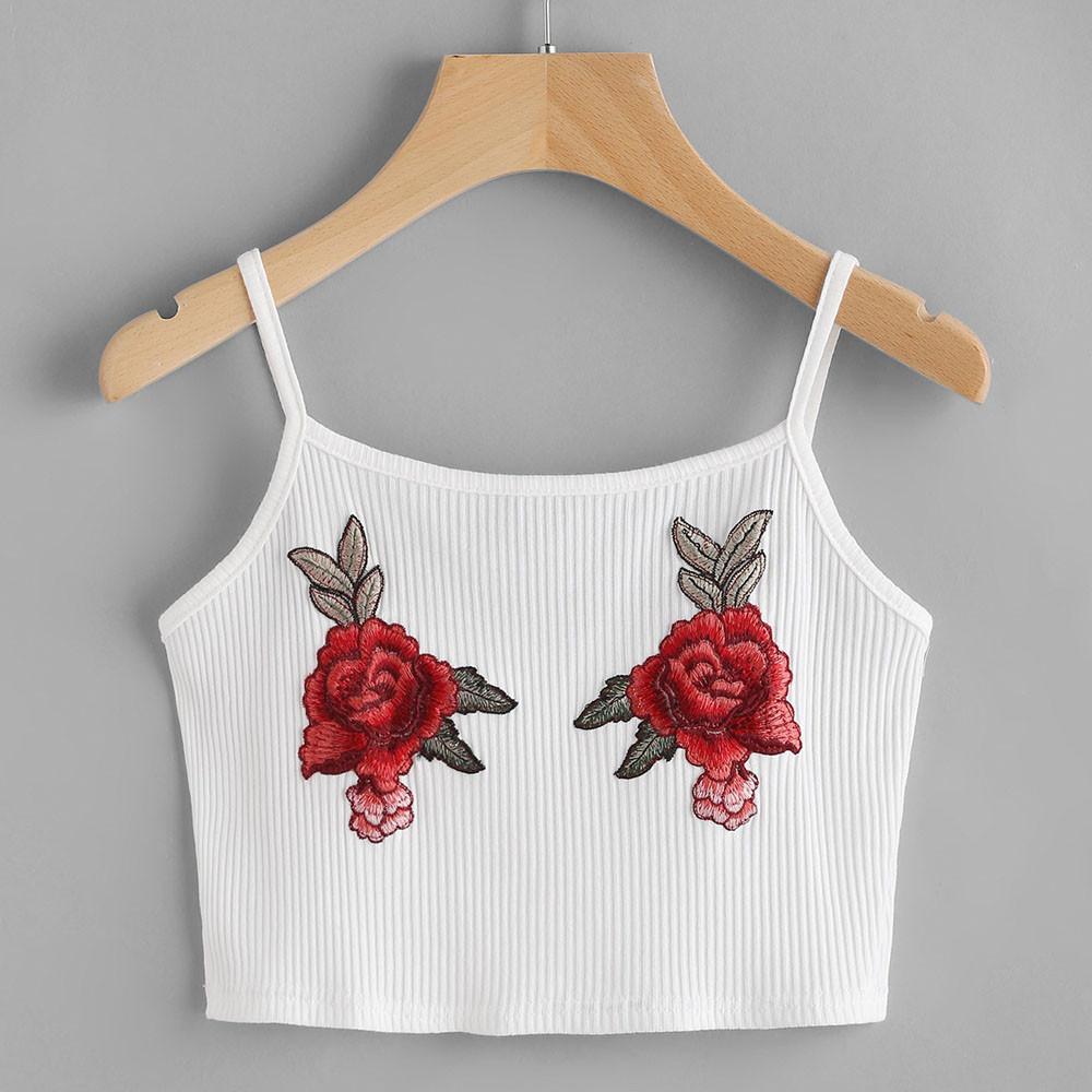 Kinky Cloth White / S Rose Embroidered Cami Top