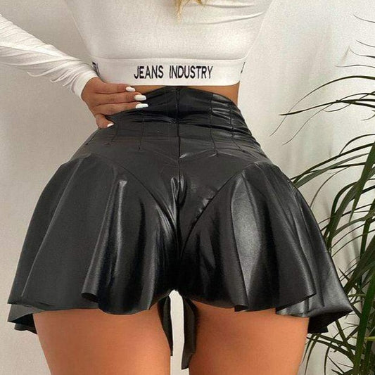 Kinky Cloth 0 Ruffle Hem Leather Shorts