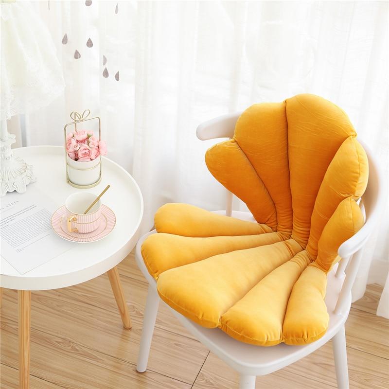 Kinky Cloth 100001765 Velvet Seashell Chair Seat Cushion